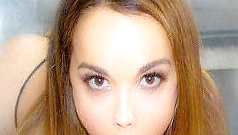 Big boobed girl in dream girl Dillion is getting off