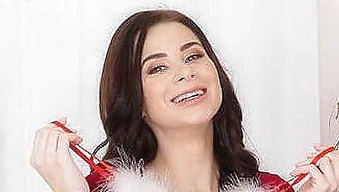 Czech babes make you smile with their Christmas wood