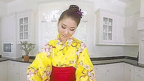 Oriental girl with a big ass and a sexy face is horny in the vr porn