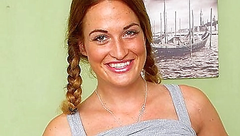 Brunette is getting her clit fucked in vr porn video