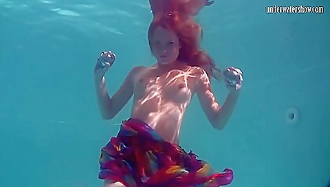 Redhead Baby Nikita Vodorezova Gets Naked Underwater